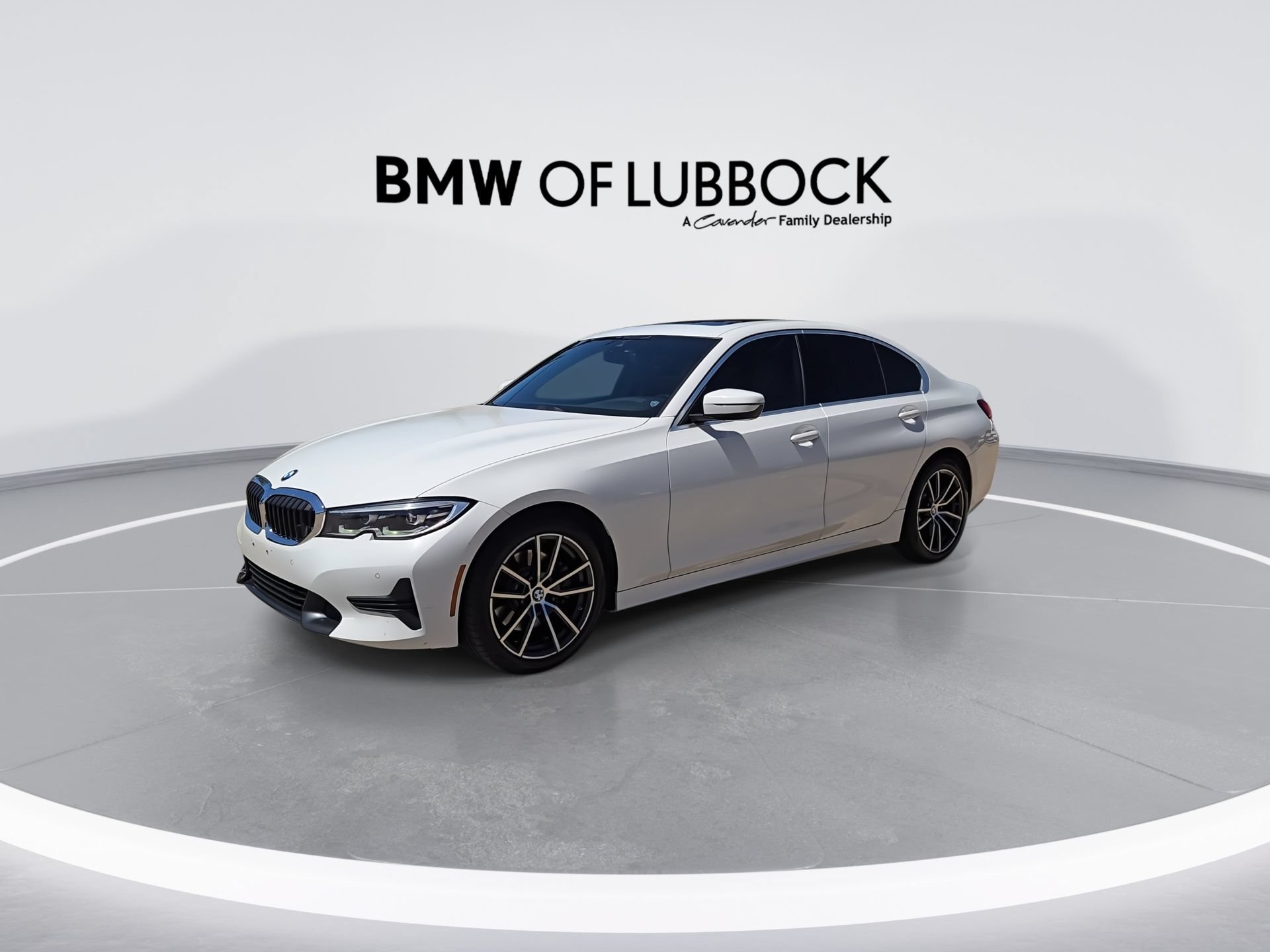 Used 2020 BMW 330i xDrive Sedan w/ Convenience Package AWD/4WD image 4
