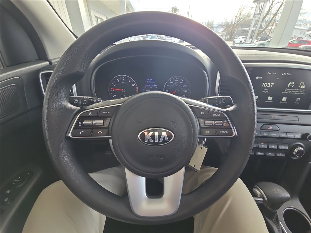 Used 2021 Kia Sportage LX image 11