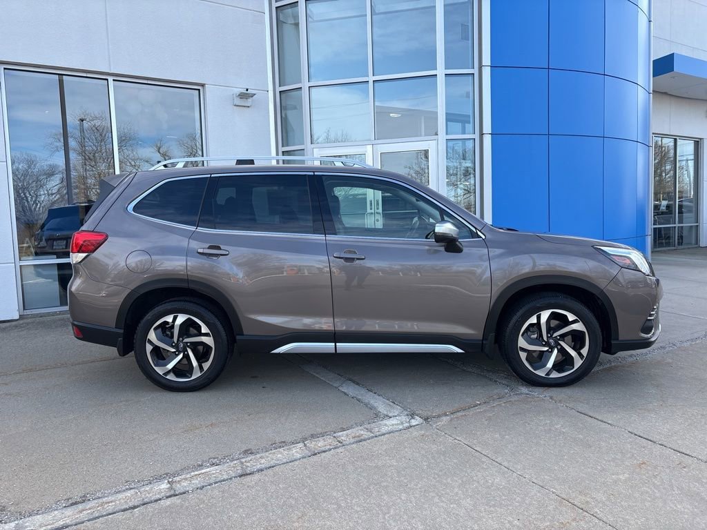 Used 2023 Subaru Forester Touring image 7