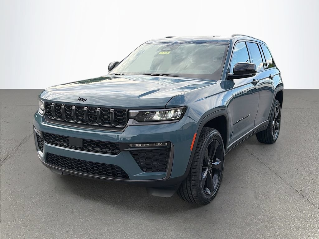 New 2026 Jeep Grand Cherokee Limited w/ Limited Altitude Package AWD/4WD image 8
