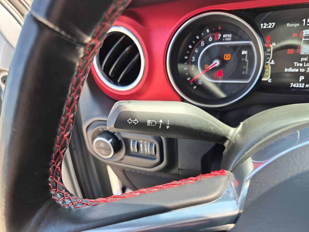 Used 2021 Jeep Gladiator Rubicon w/ LED Lighting Group AWD/4WD image 34