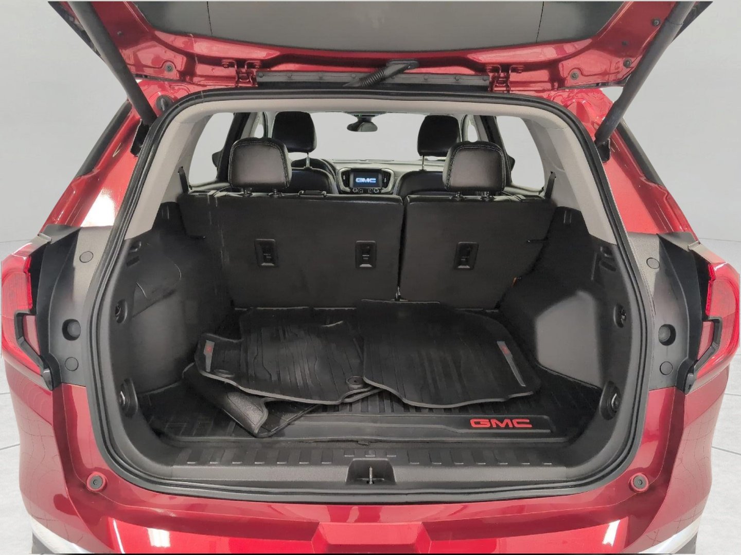 Certified 2022 GMC Terrain SLT w/ Infotainment Package II AWD/4WD image 15