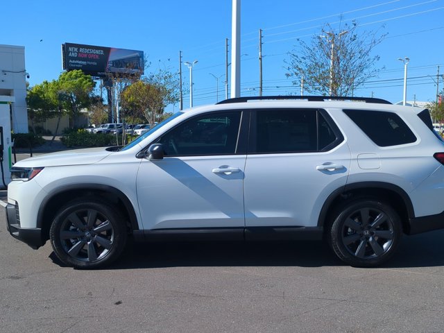 New 2026 Honda Pilot Sport image 5