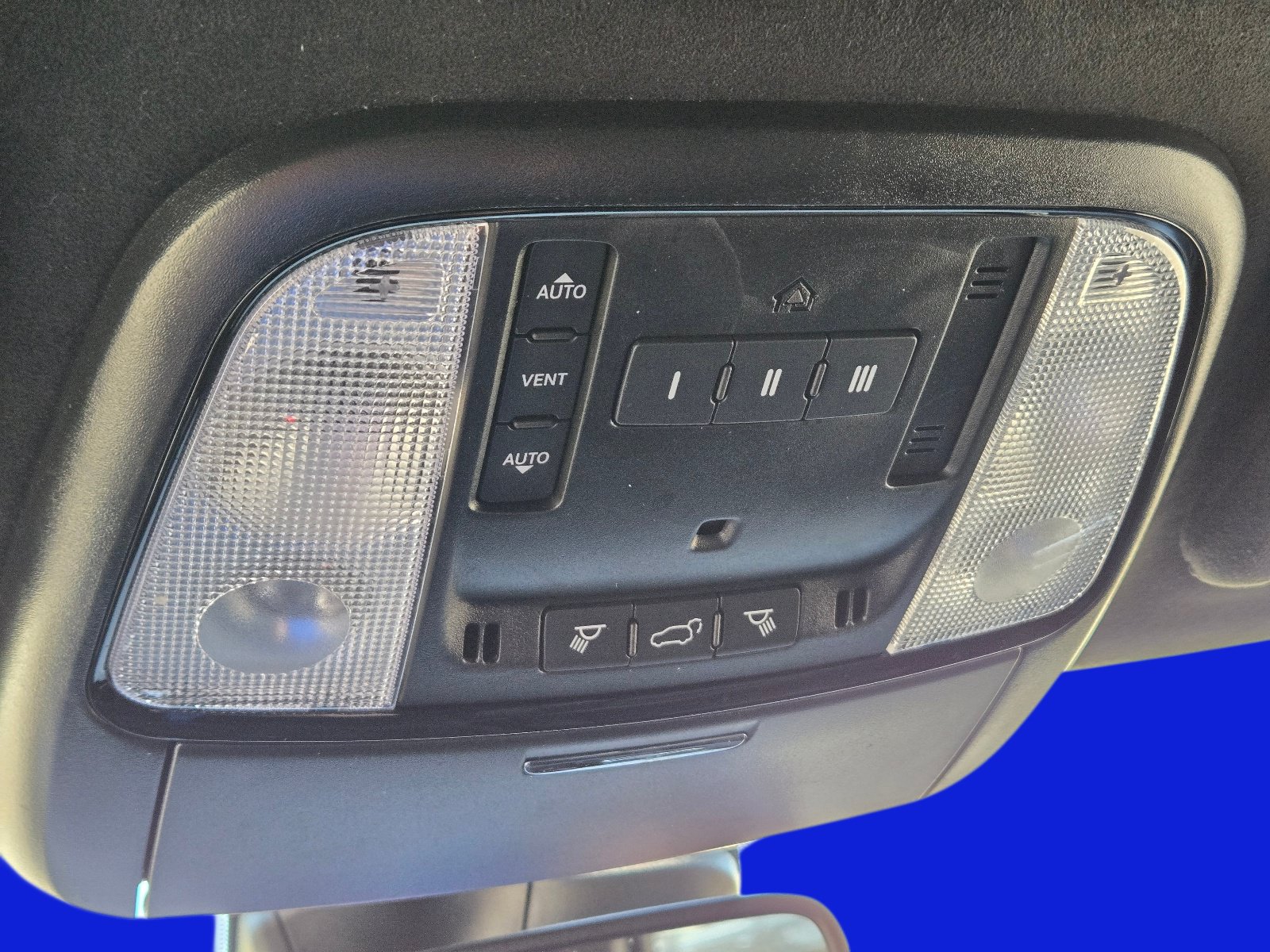 Used 2022 Dodge Durango Citadel RWD image 33