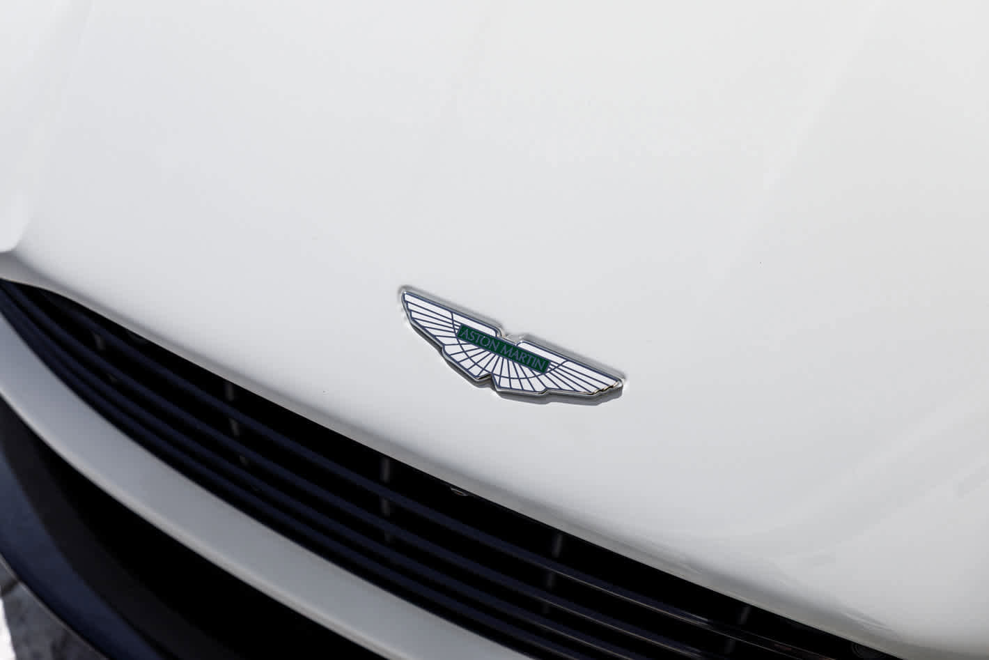 Used 2019 Aston Martin DB11 Volante image 8
