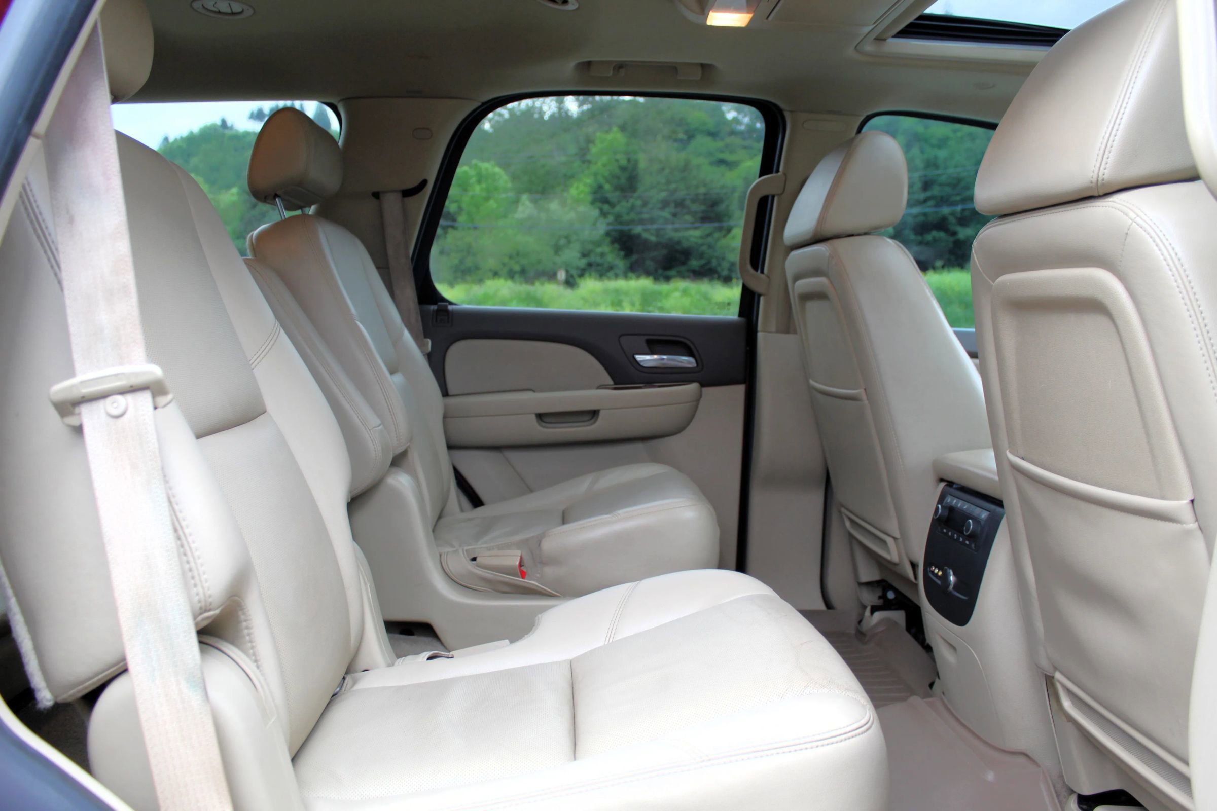 Used 2009 Chevrolet Tahoe LTZ AWD/4WD image 20
