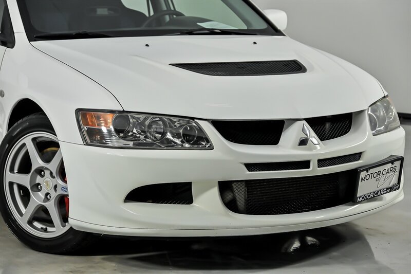 Used 2003 Mitsubishi Lancer Evolution AWD/4WD image 2