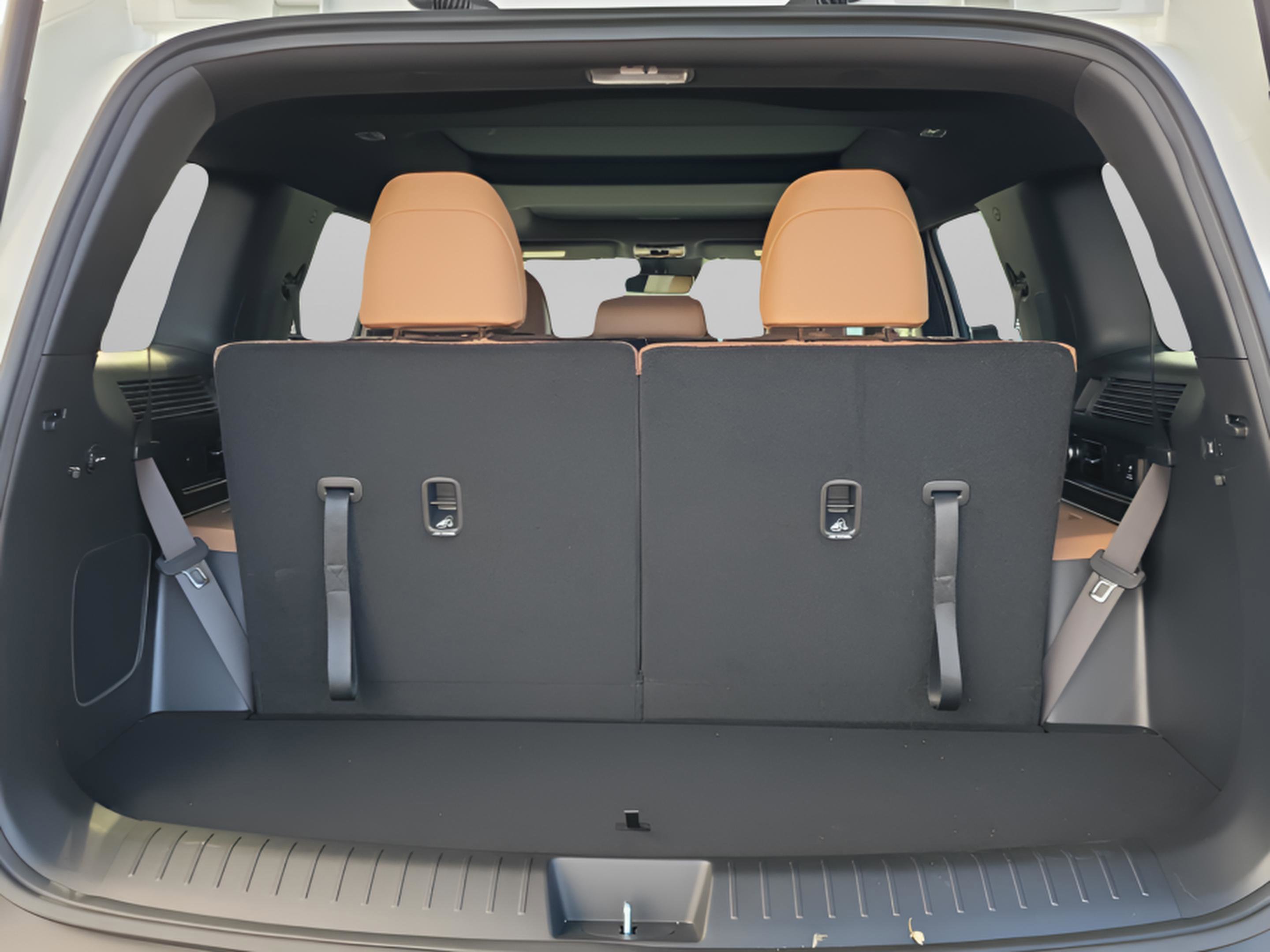 New 2026 Hyundai Santa Fe Limited image 8