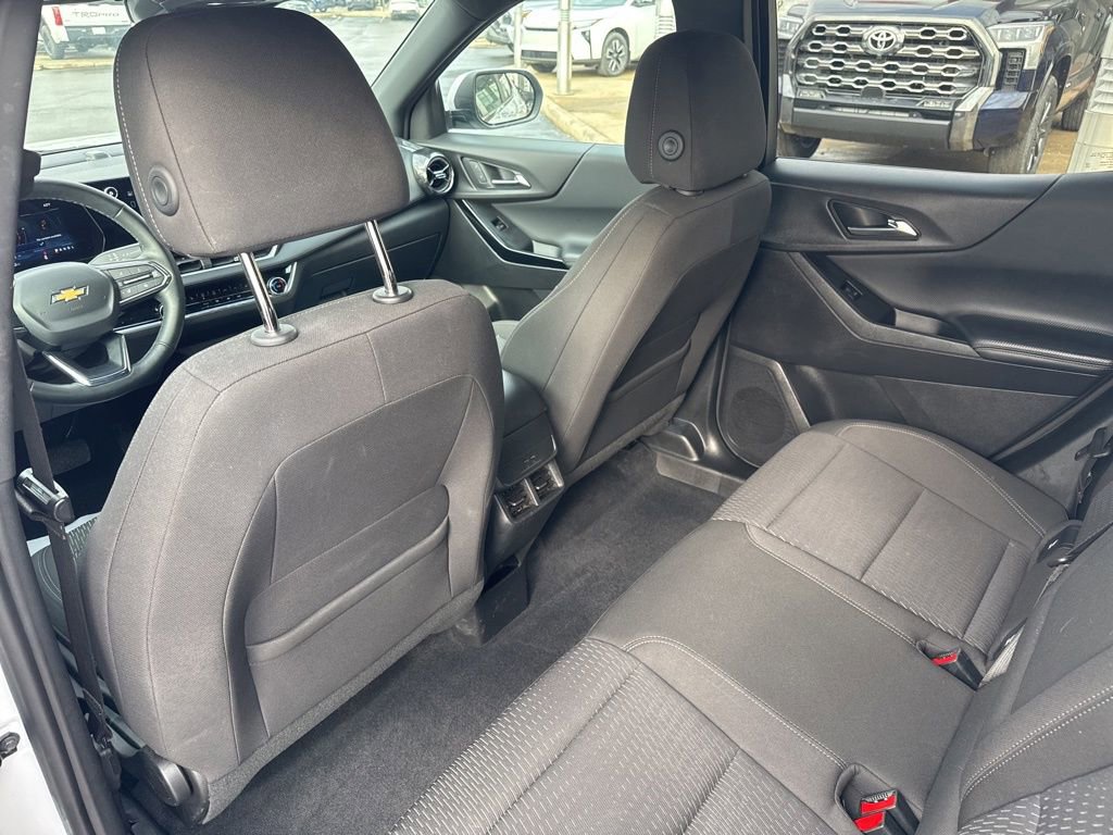 Used 2025 Chevrolet Equinox LT image 18