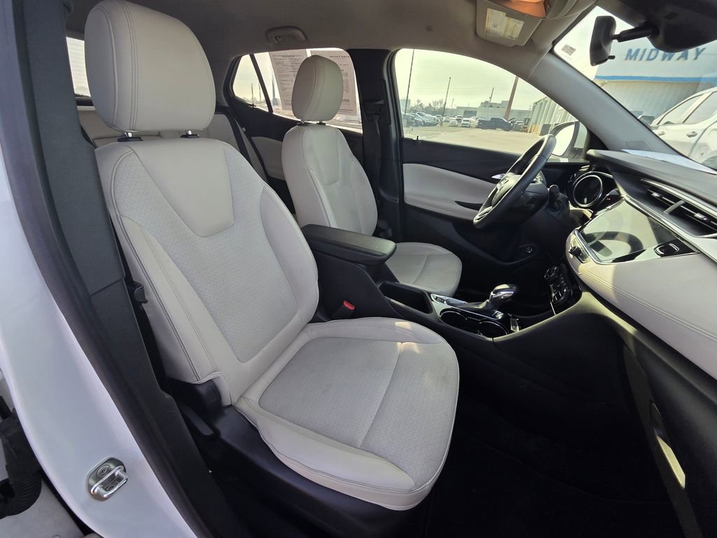 Used 2023 Buick Encore GX Select image 31