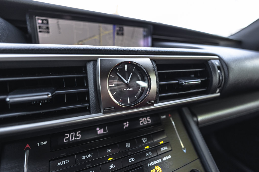 Used 2018 Lexus IS 350 AWD image 12