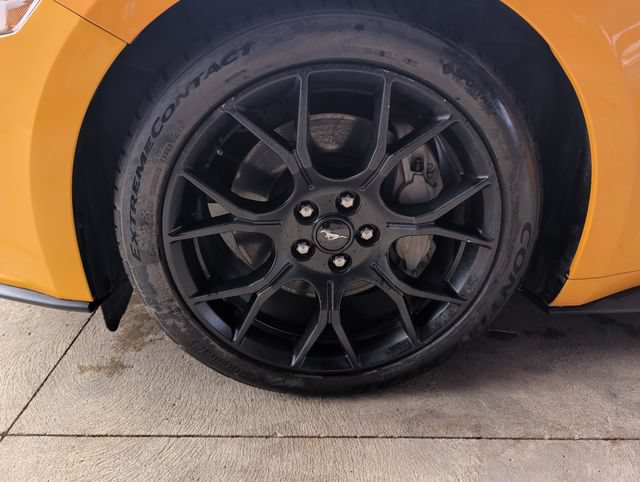 Used 2018 Ford Mustang Premium w/ Ecoboost Performance Package RWD image 25