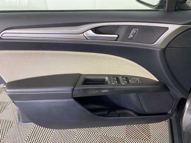 Used 2020 Ford Fusion S FWD image 14