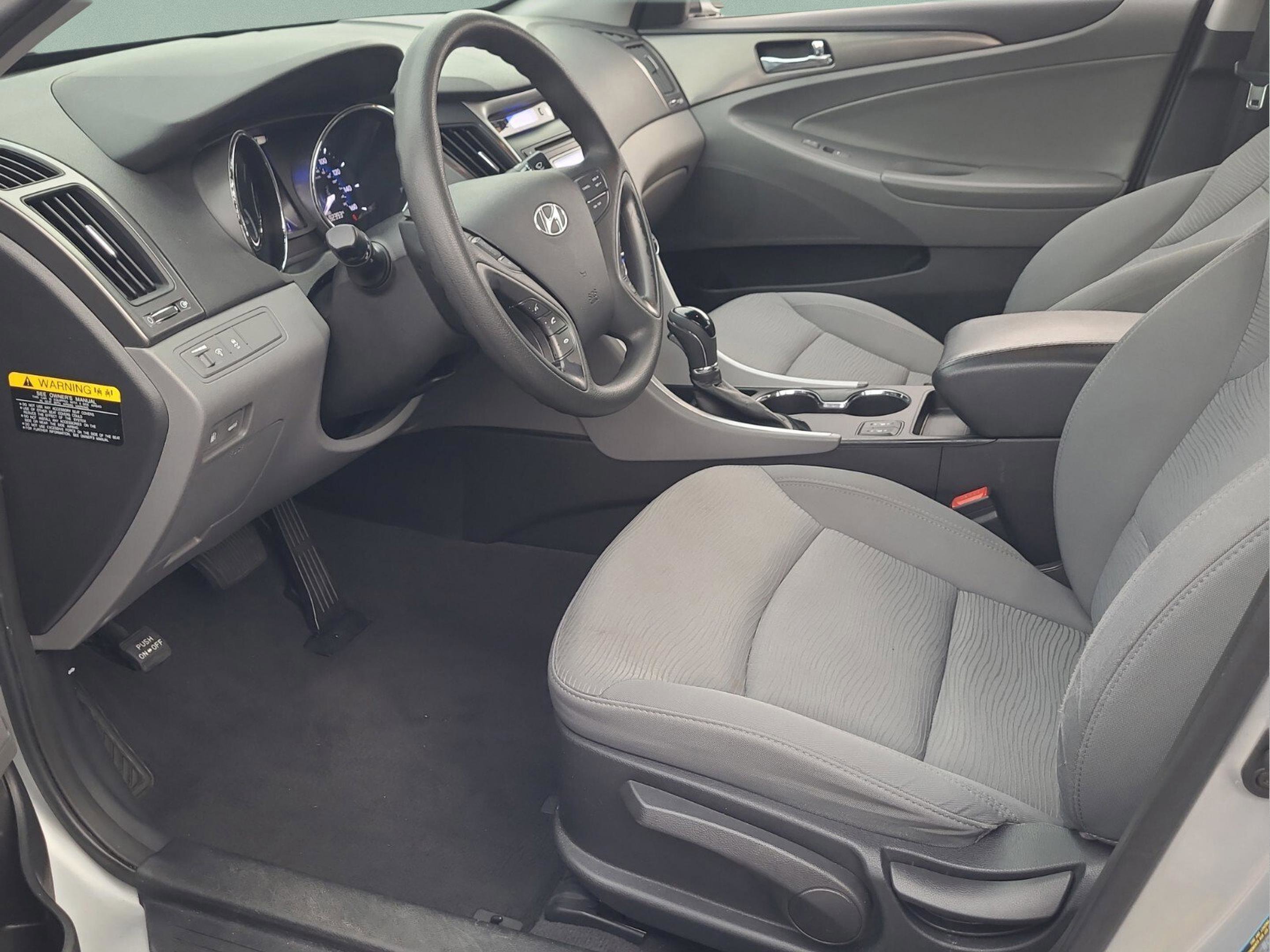 Used 2013 Hyundai Sonata Hybrid image 14