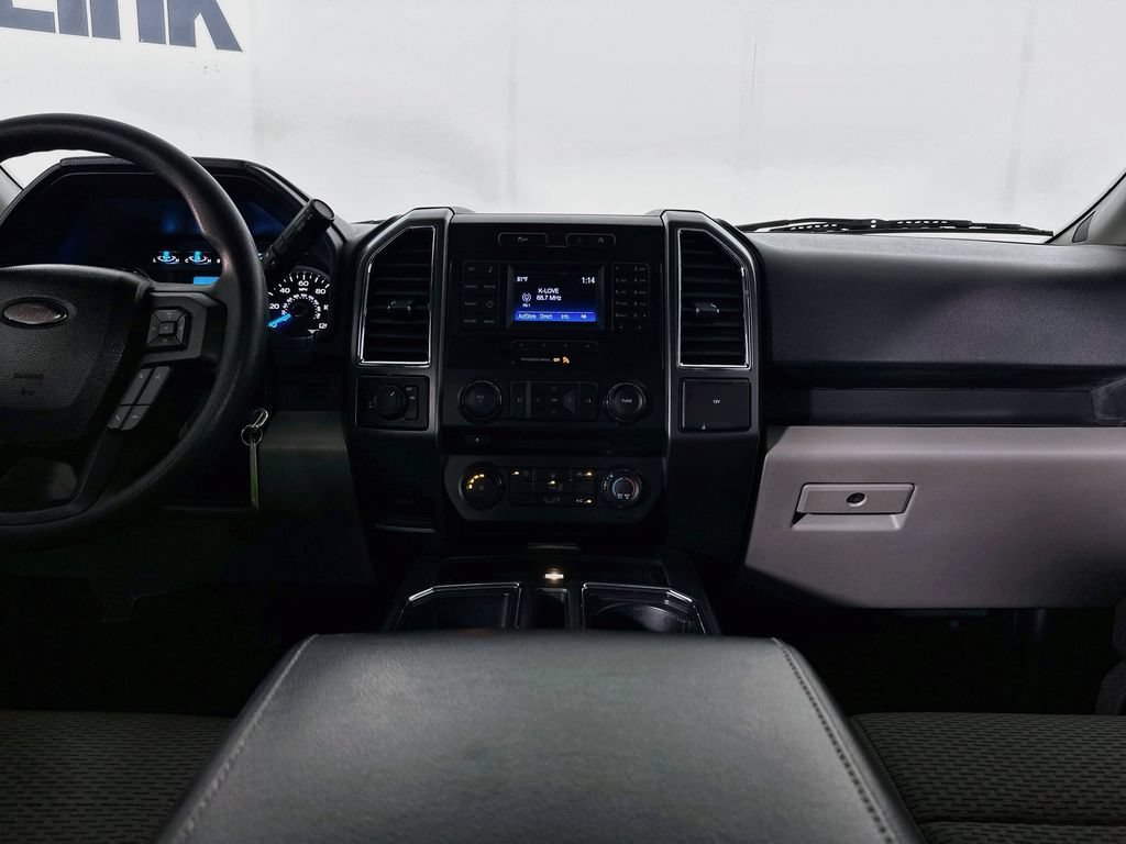 Used 2016 Ford F150 XLT RWD image 25