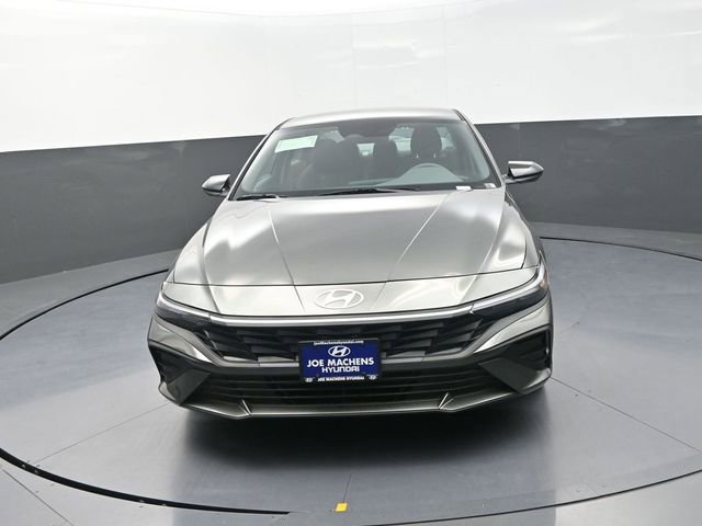 New 2026 Hyundai Elantra Sport FWD image 3