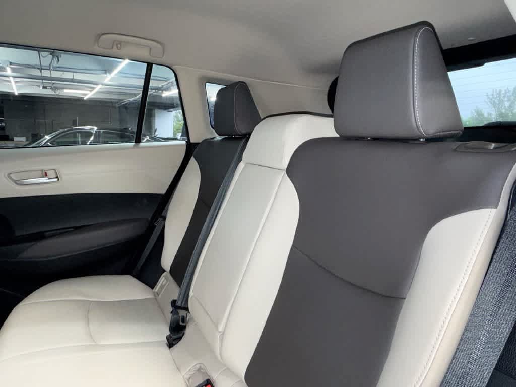 Used 2023 Toyota Corolla Cross XLE FWD image 22