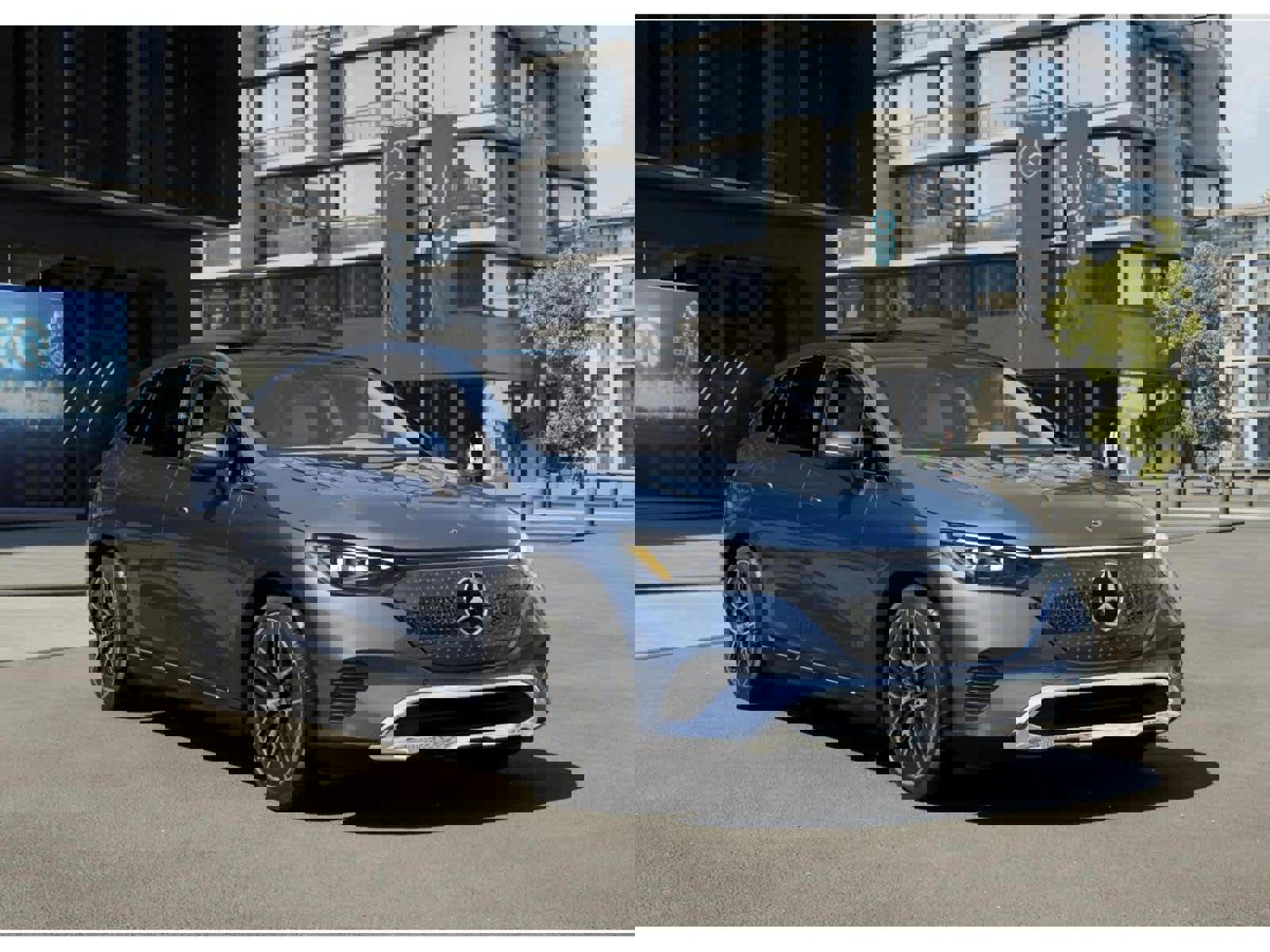 New 2026 Mercedes-Benz EQE 320 4MATIC SUV image 10