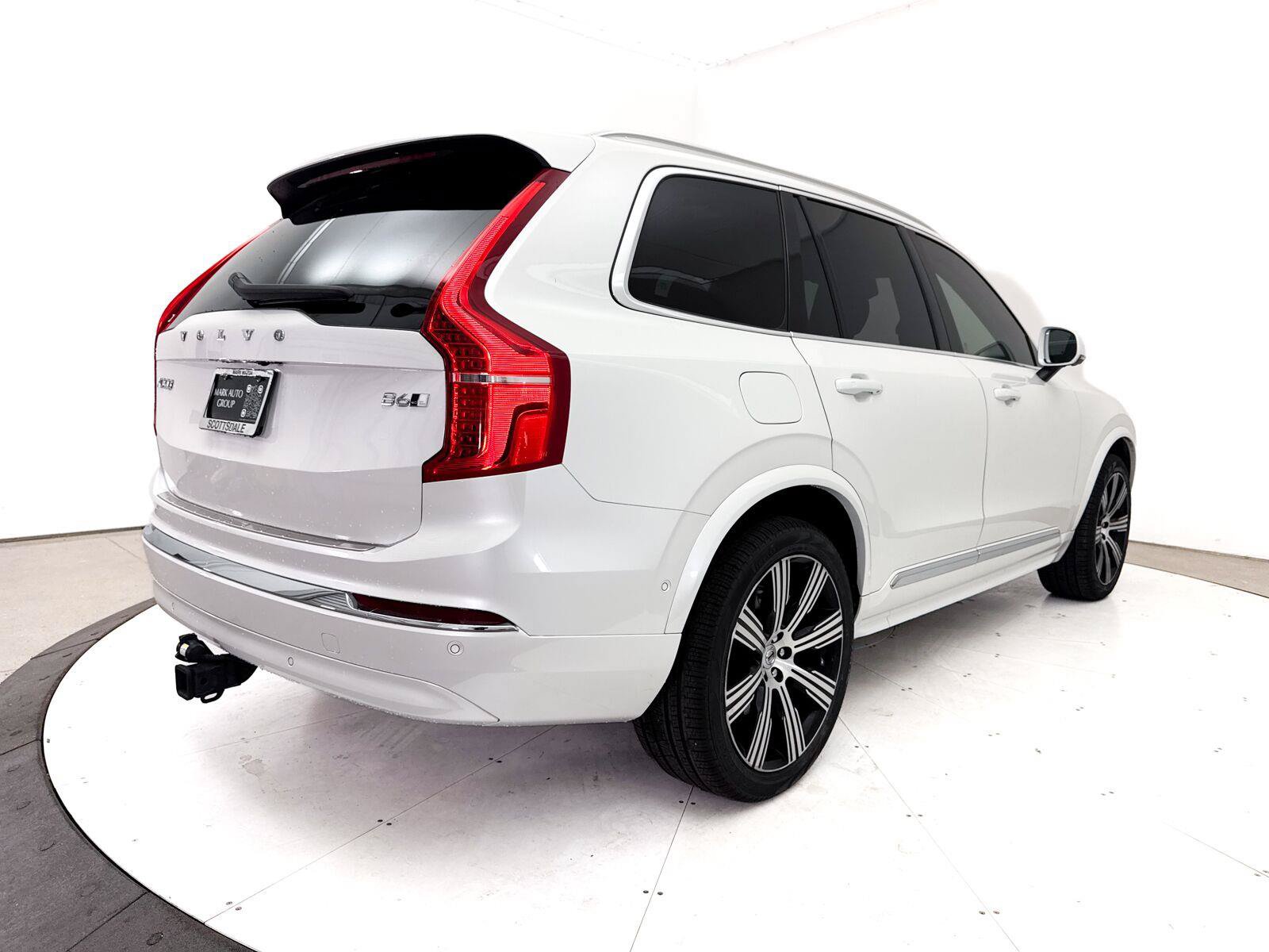 Used 2023 Volvo XC90 B6 Ultimate w/ Protection Package Premier AWD/4WD image 18