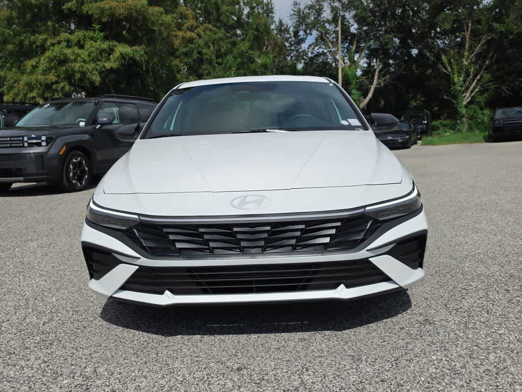 New 2026 Hyundai Elantra SEL Sport FWD image 10