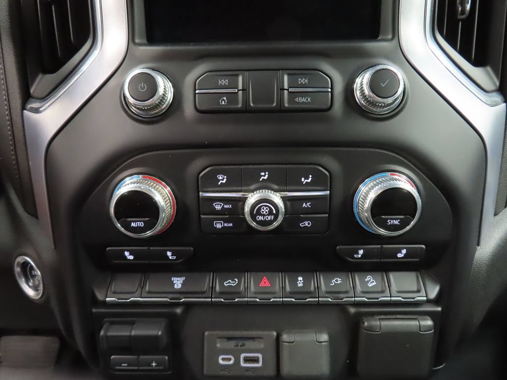 Used 2022 GMC Sierra 3500 SLT w/ X31 Off-Road Package AWD/4WD image 44
