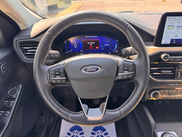 Used 2022 Ford Escape Titanium w/ Titanium Elite Package image 13