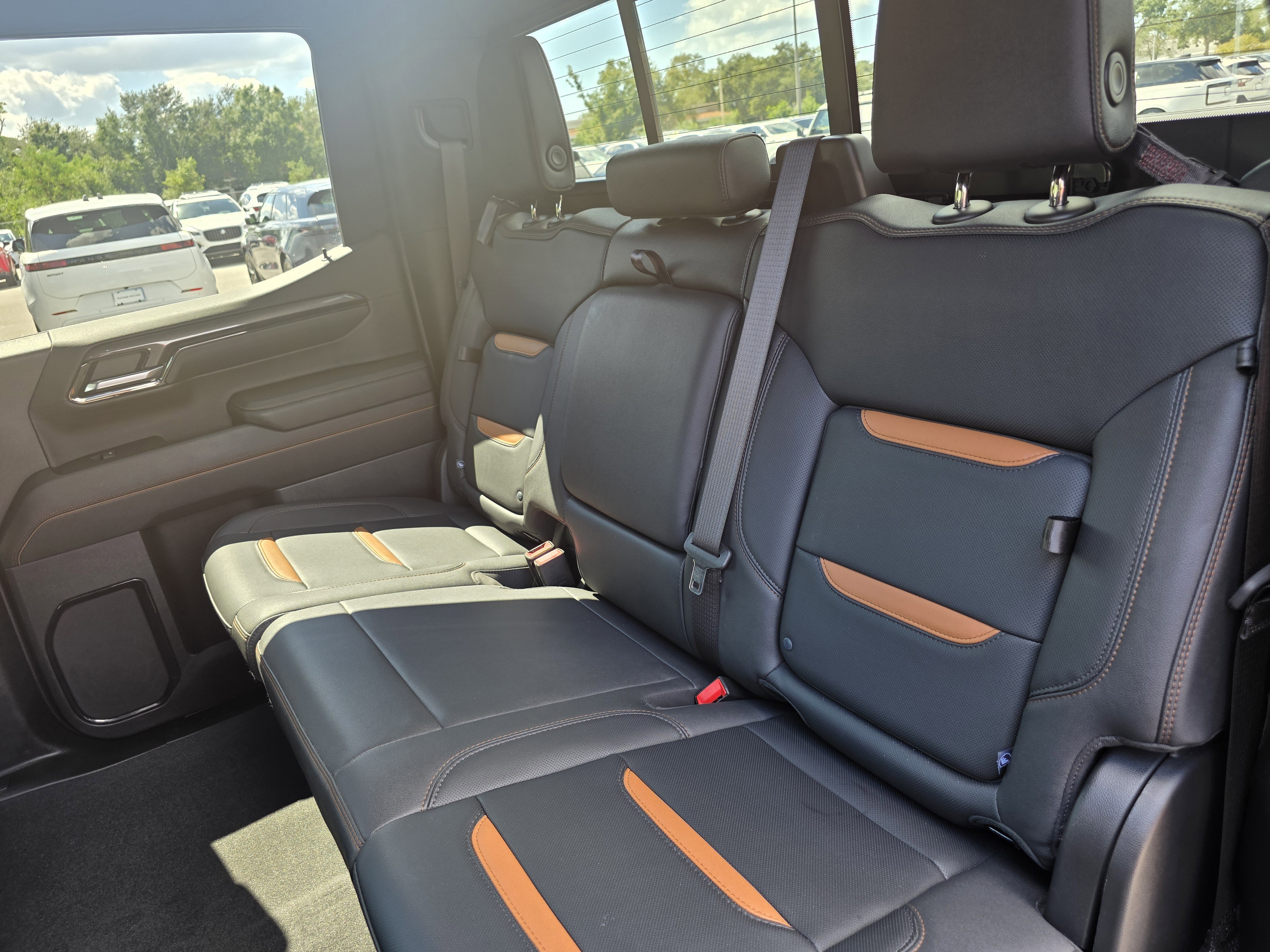 Used 2023 GMC Sierra 1500 AT4 w/ AT4 Premium Package image 22
