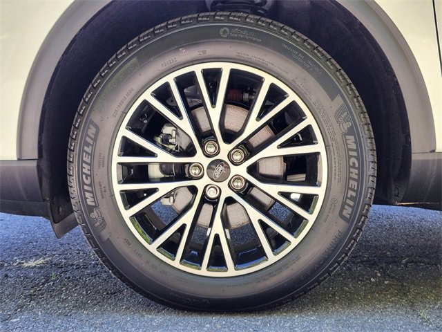 New 2025 Ford Escape SE image 32