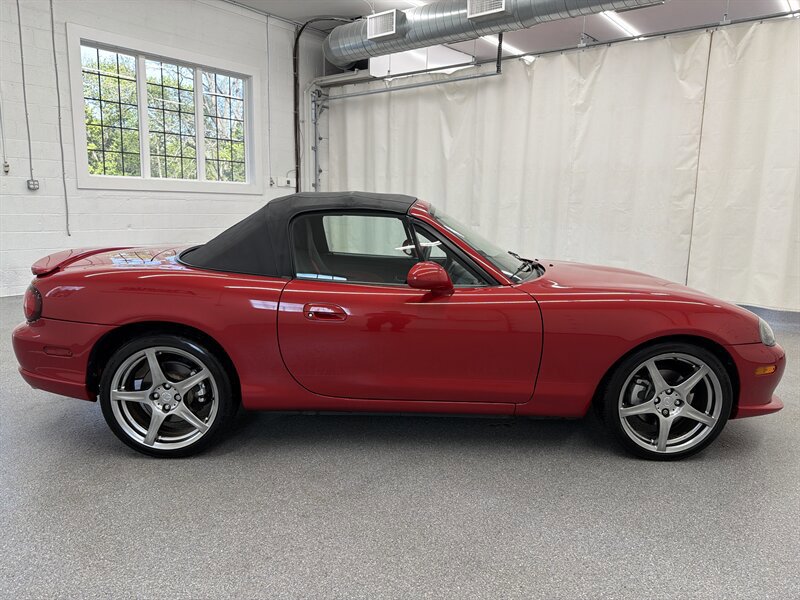 Used 2004 MAZDA MX-5 Miata MAZDASPEED RWD image 23