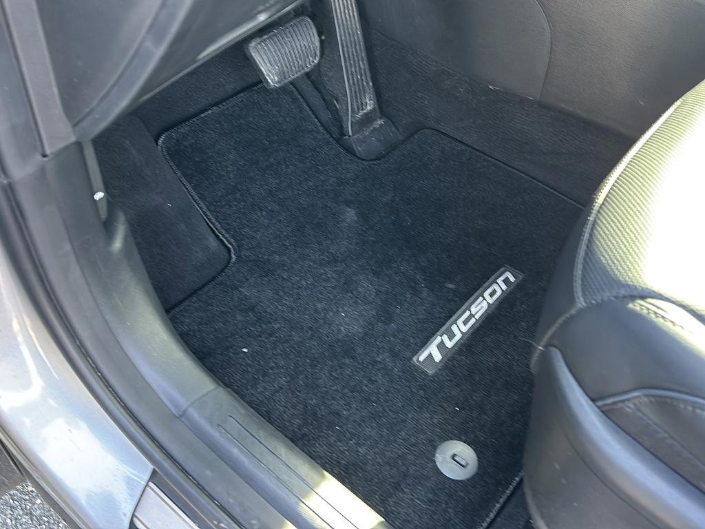 Certified 2025 Hyundai Tucson Limited image 18