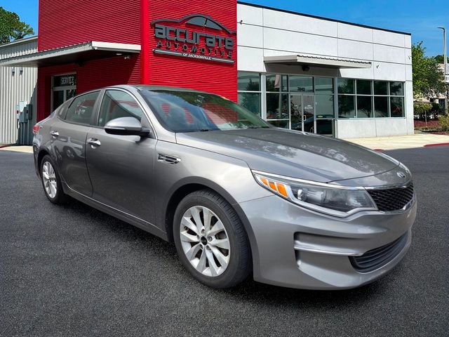 Used 2017 Kia Optima LX FWD image 2