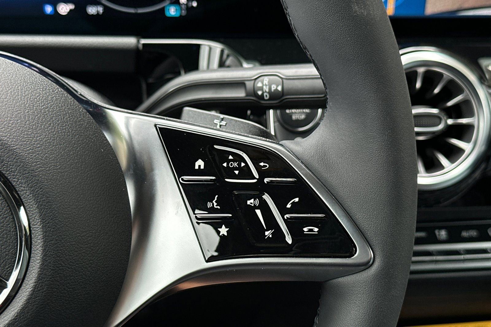 New 2026 Mercedes-Benz GLA 250 image 25