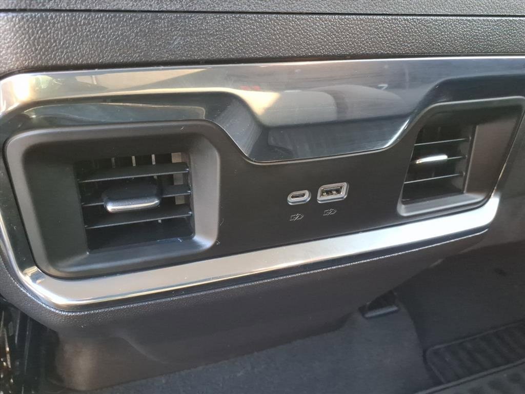 Used 2024 GMC Sierra 1500 Elevation w/ Preferred Package image 14