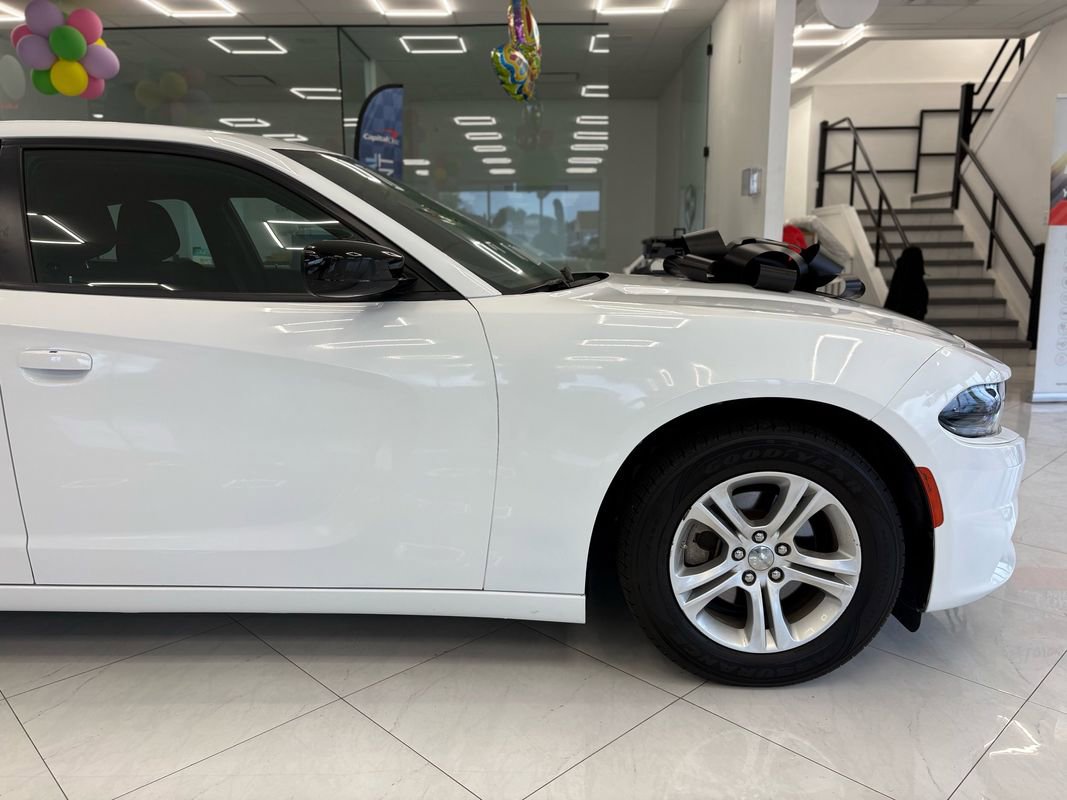 Used 2023 Dodge Charger SXT RWD image 9