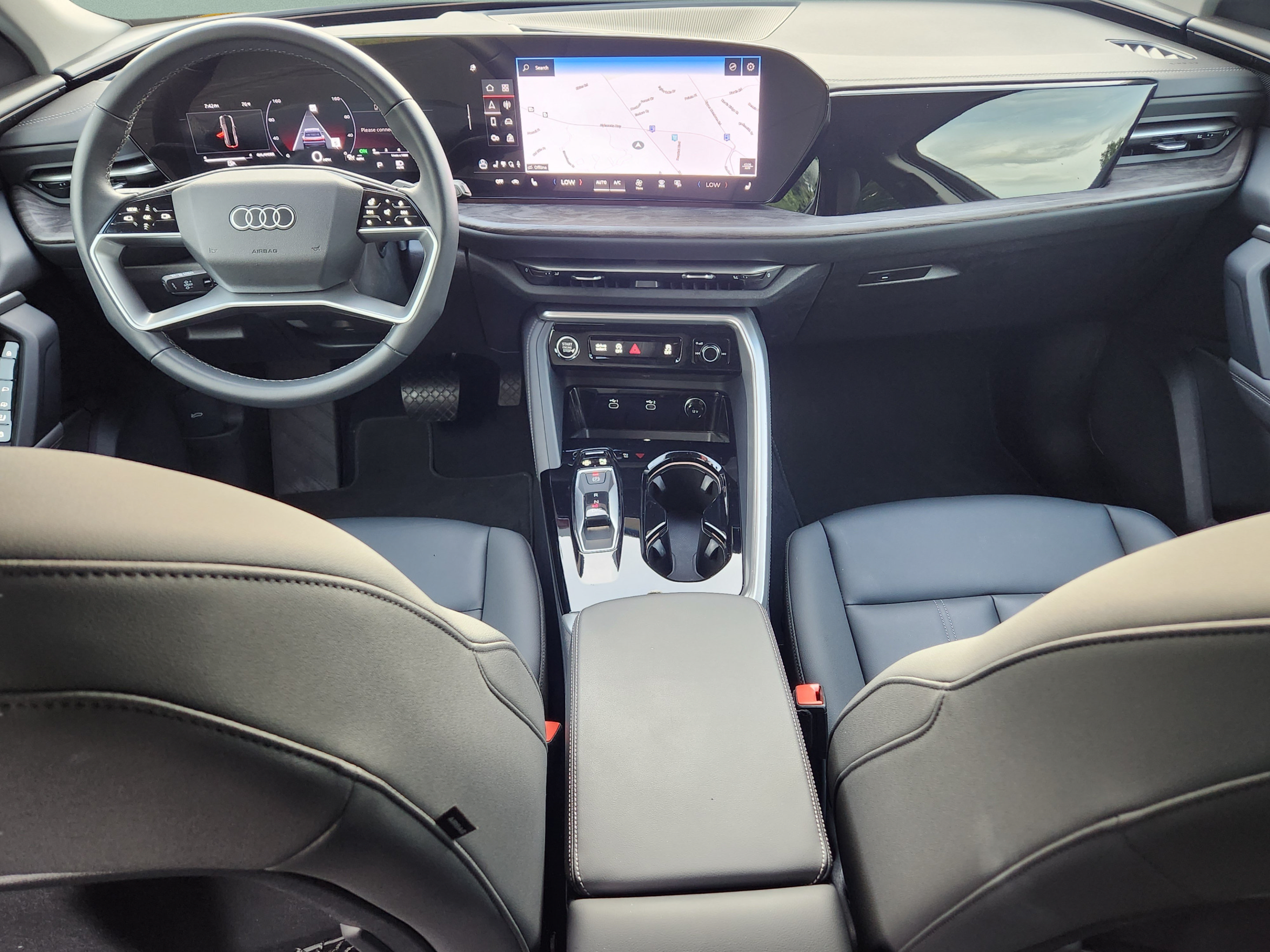 Used 2025 Audi Q5 Premium w/ Convenience Package AWD/4WD image 14