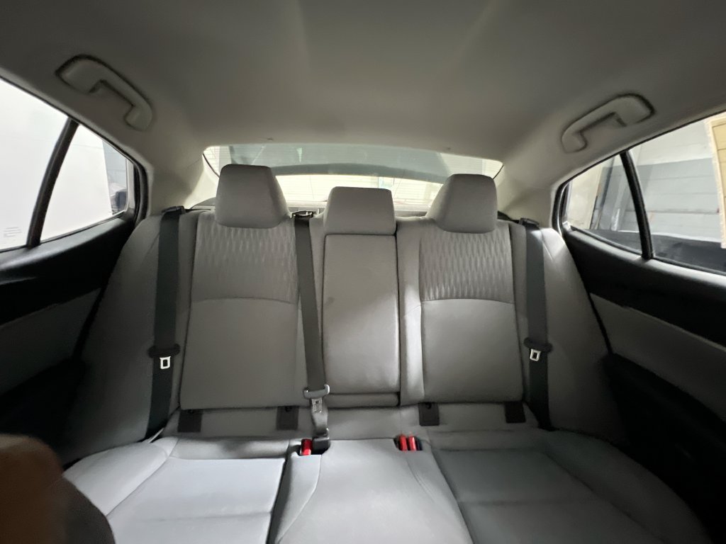 Used 2025 Toyota Camry LE FWD image 30