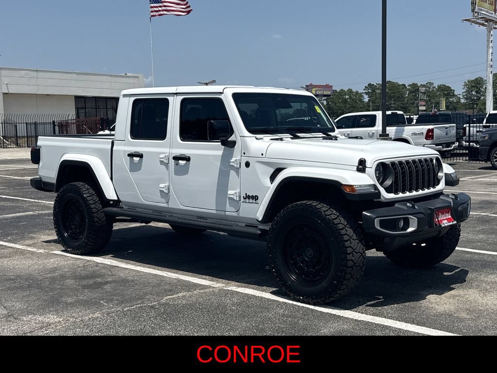 Used 2026 Jeep Gladiator Sport AWD/4WD image 3