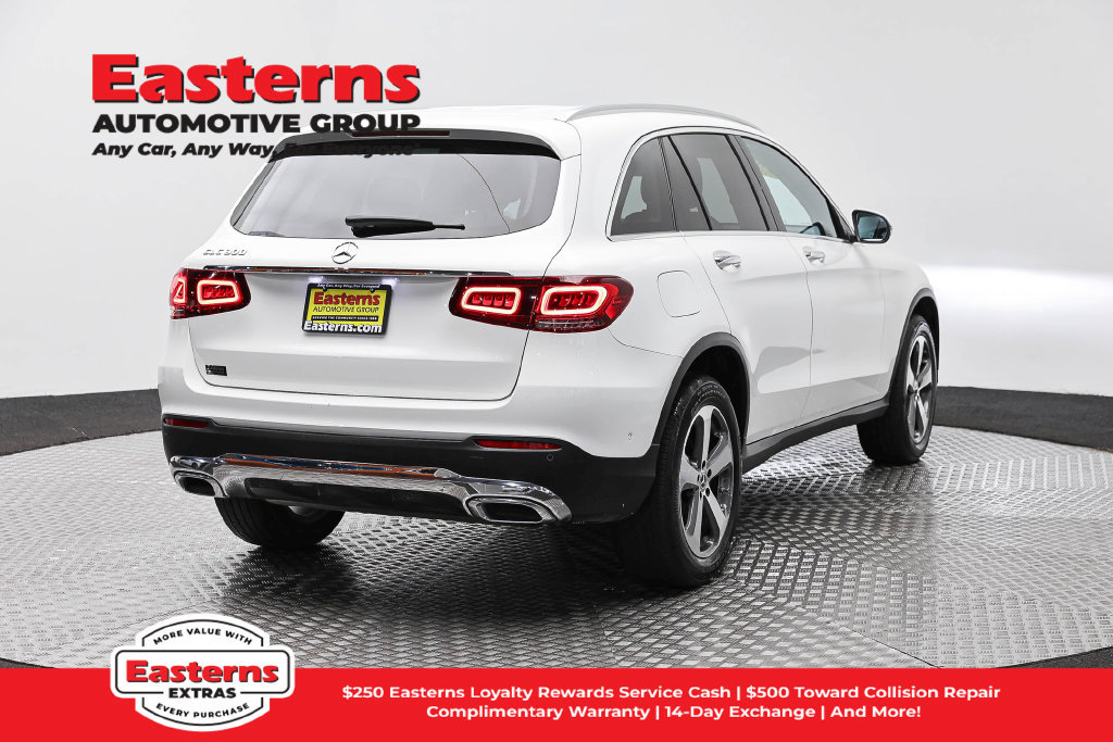 Used 2022 Mercedes-Benz GLC 300 w/ Premium Package Lite image 6