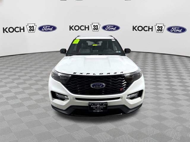 Used 2024 Ford Explorer ST w/ Equipment Group 401A image 3
