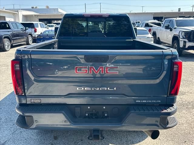 Used 2024 GMC Sierra 2500 Denali w/ Technology Package AWD/4WD image 10