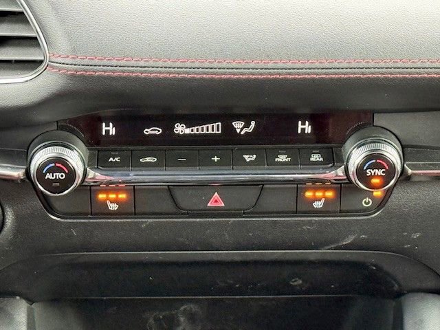 Used 2024 MAZDA MAZDA3 s image 21