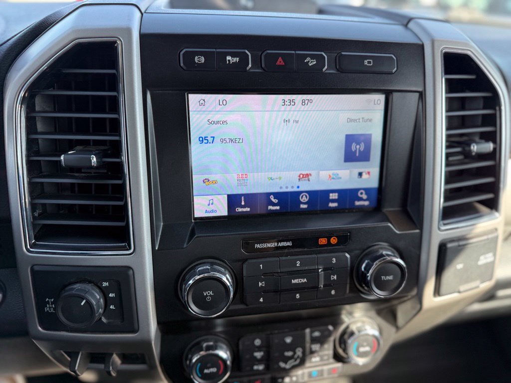 Used 2021 Ford F350 Lariat AWD/4WD image 12