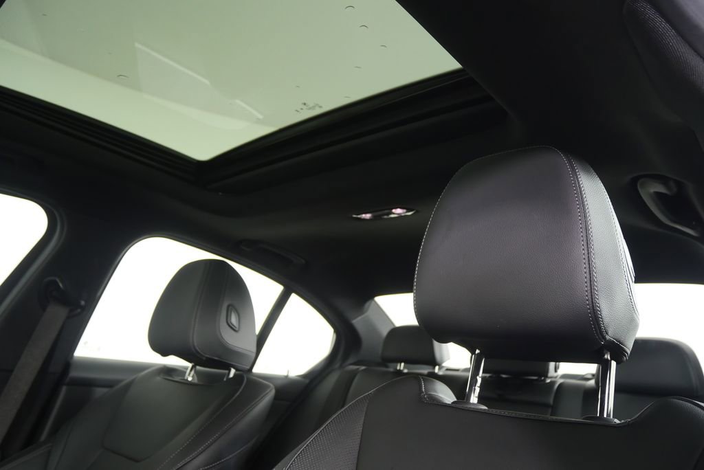 Certified 2025 BMW 330i Sedan w/ Premium Package image 11