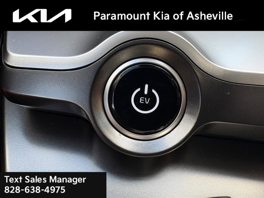 Certified 2024 Kia EV6 Wind w/ Wind Technology Package AWD/4WD image 14