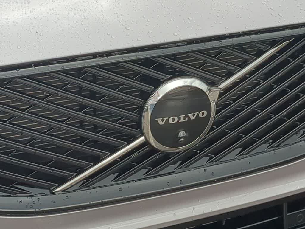 Certified 2026 Volvo XC60 B5 Plus w/ Protection Package Premier AWD/4WD image 11