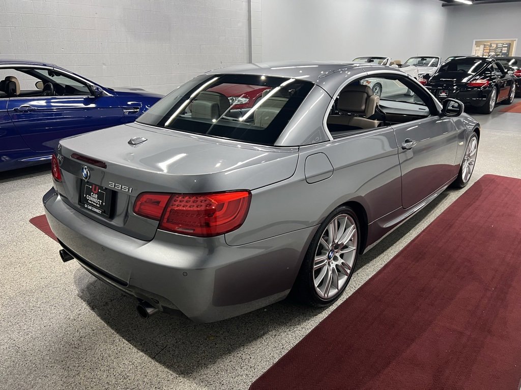 Used 2013 BMW 335i Convertible image 90