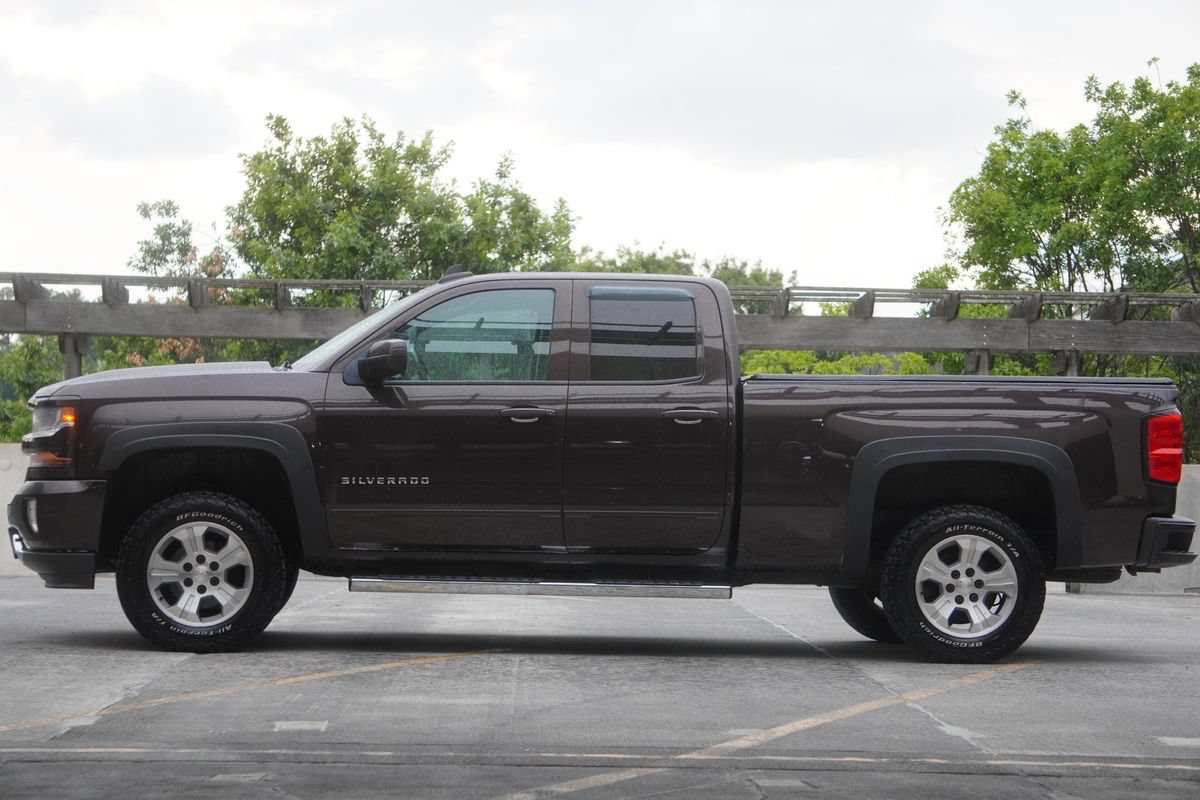 Used 2016 Chevrolet Silverado 1500 LT w/ All Star Edition AWD/4WD image 7