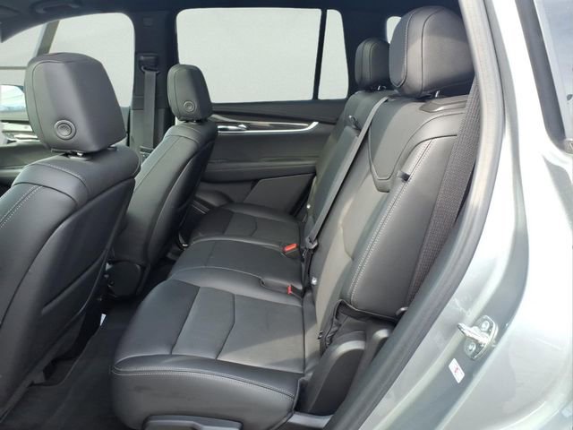 Used 2024 Cadillac XT6 Sport image 9