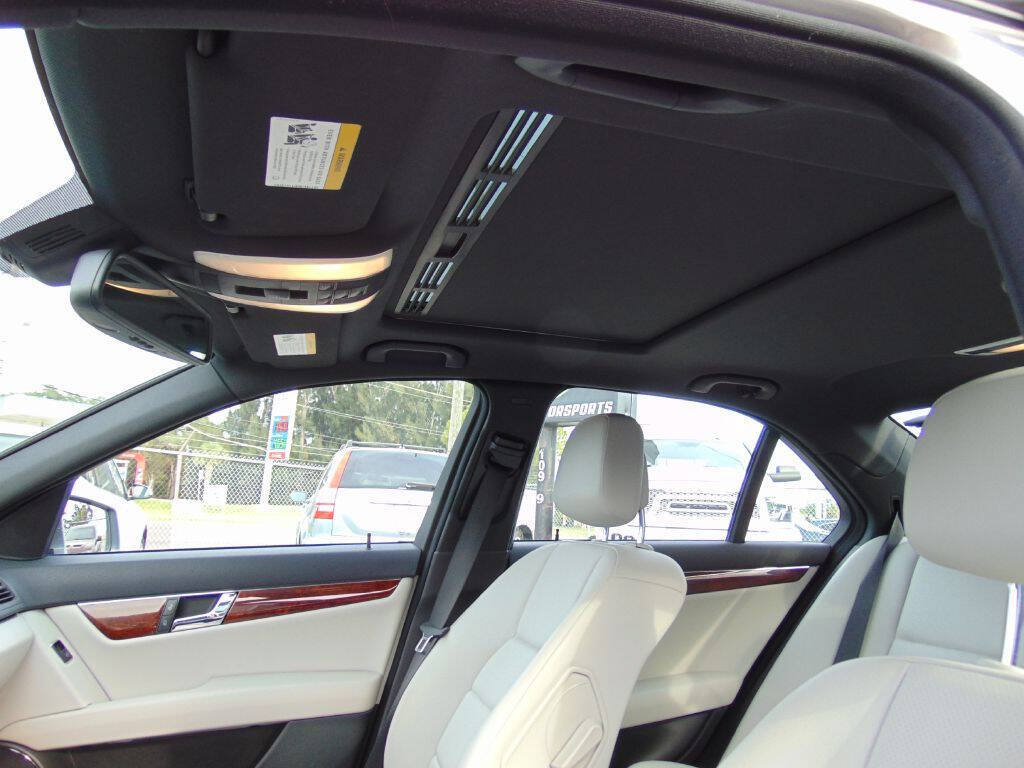 Used 2011 Mercedes-Benz C 300 Sedan image 15