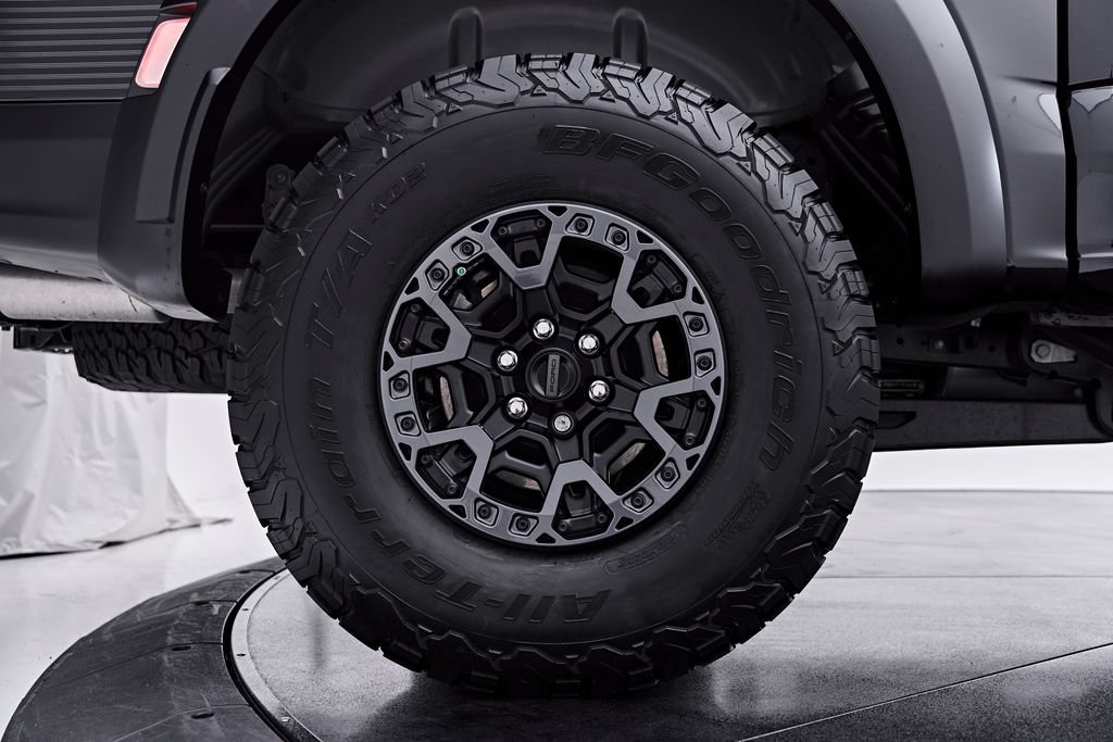 Used 2026 Ford F150 Raptor w/ Equipment Group 803A Raptor R AWD/4WD image 39